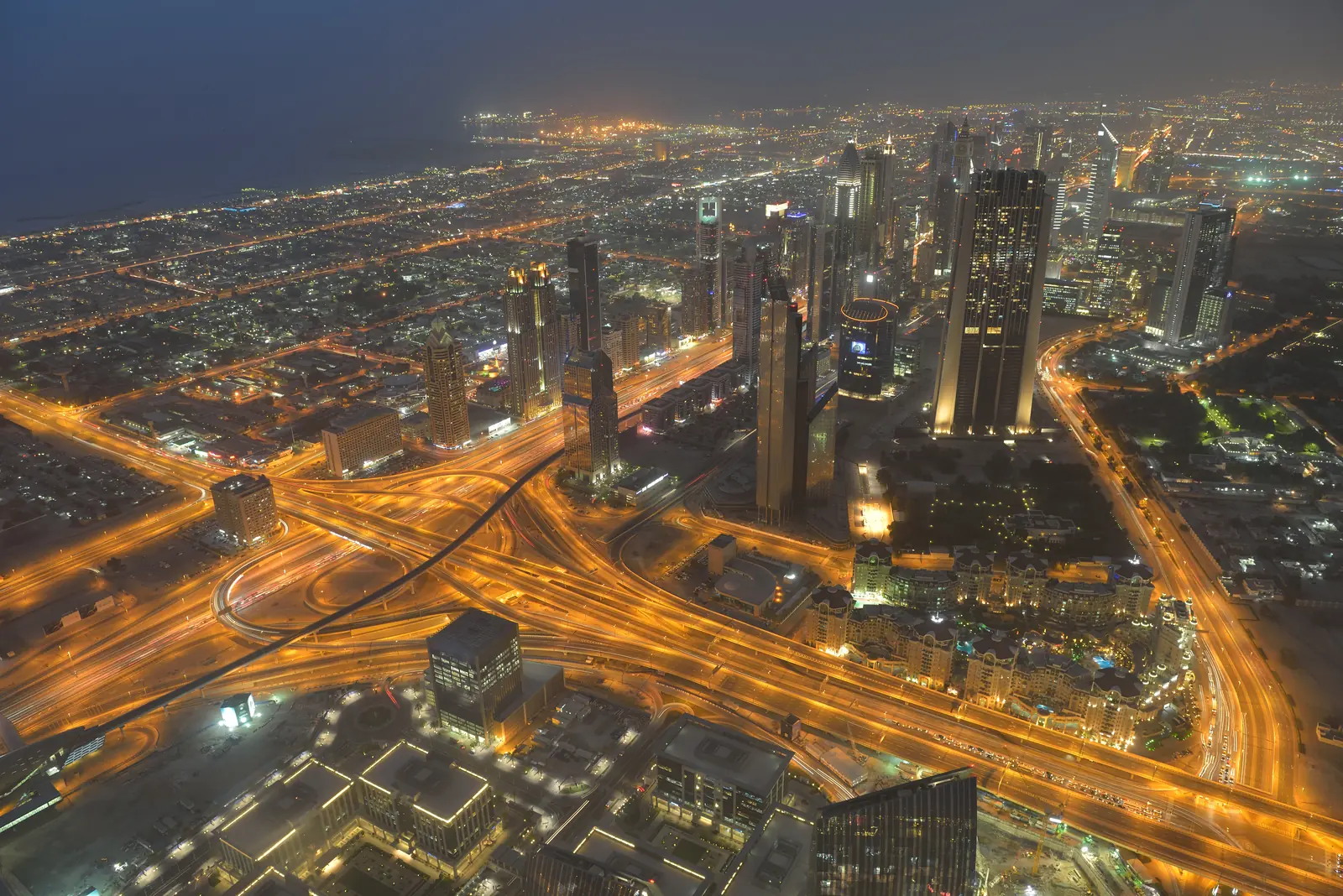 Dubai silüeti