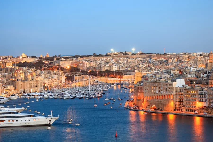 Malta — Akdeniz’de İngilizce eğitim ve dil okulları.